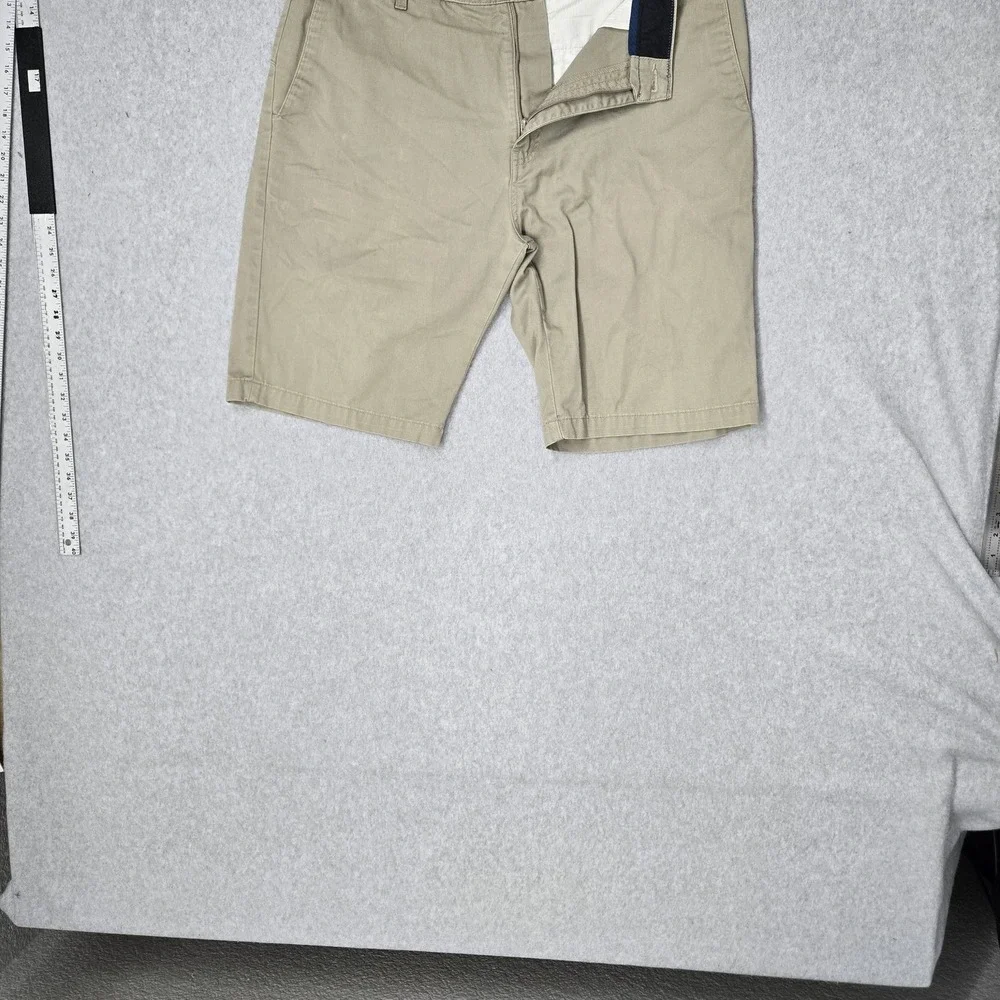 Volcom Men Shorts 36 Khaki Chino Twill Vmonty Short Button 10